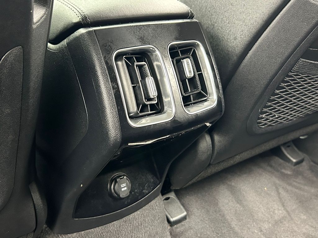 Used 2025 Wolf Gray Kia S image 39