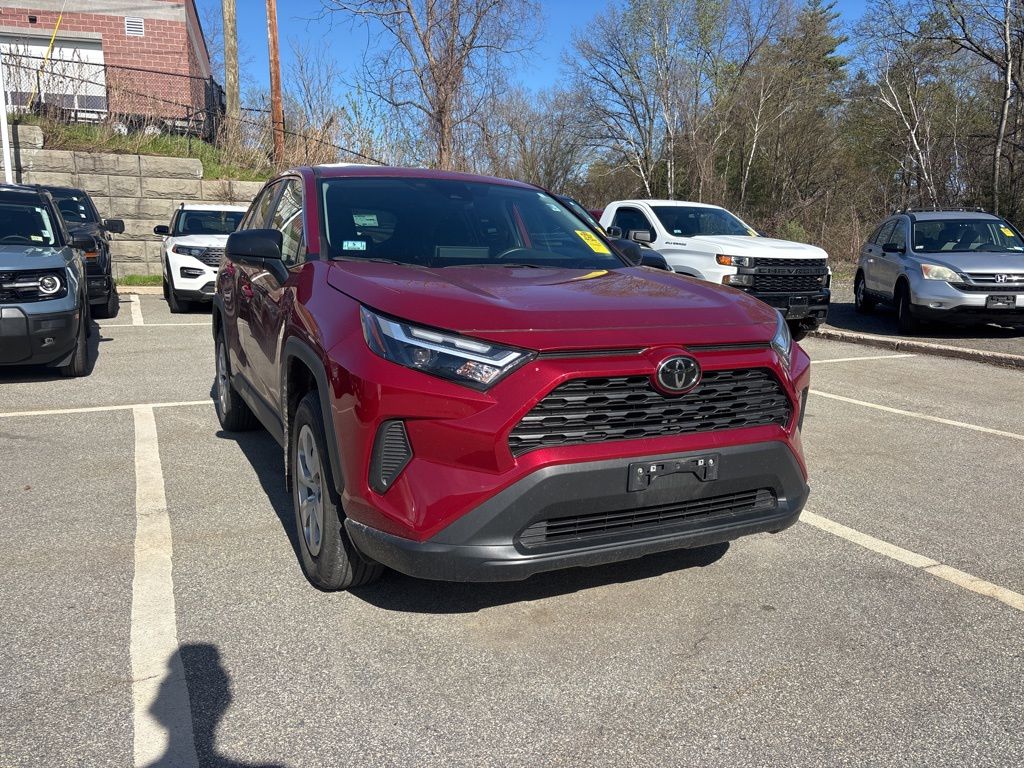 2023 Toyota RAV4 LE