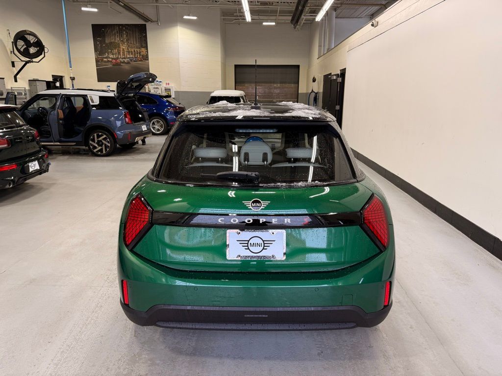 Thumbnail: 2026 MINI Cooper - 4