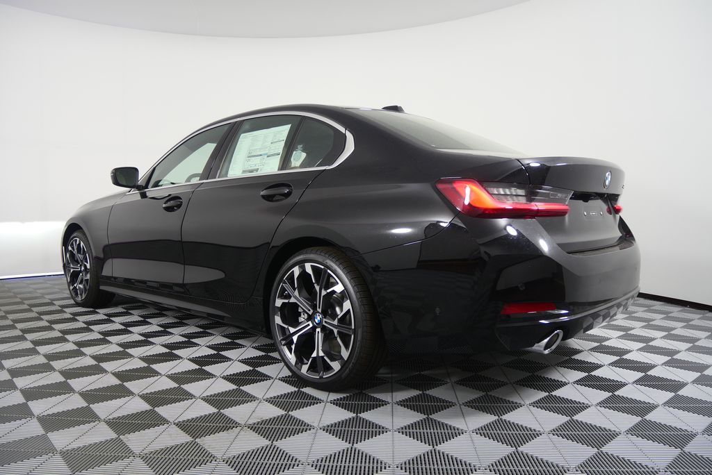 Thumbnail: 2026 BMW 3 Series - 5