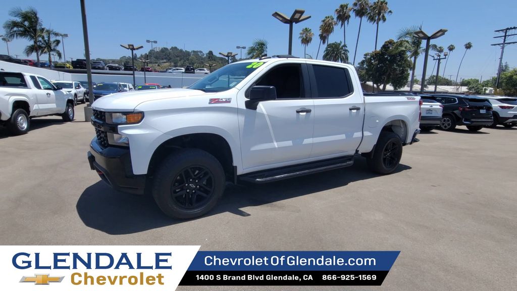 View vehicle photo 4