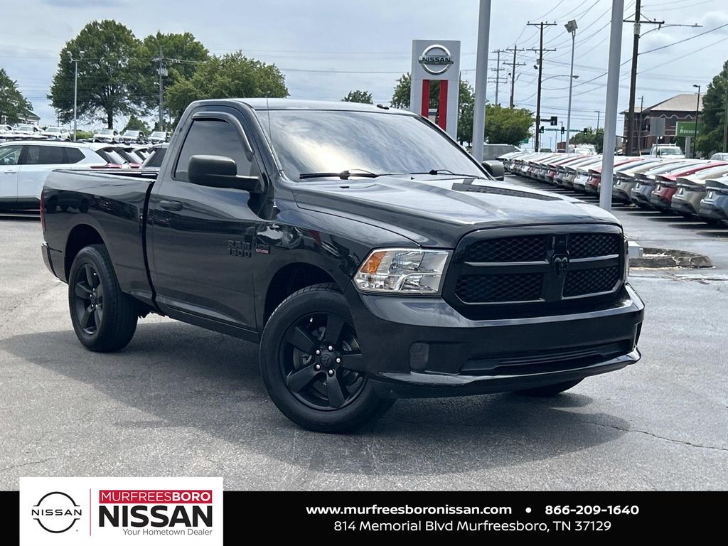2017 RAM 1500 Express RWD