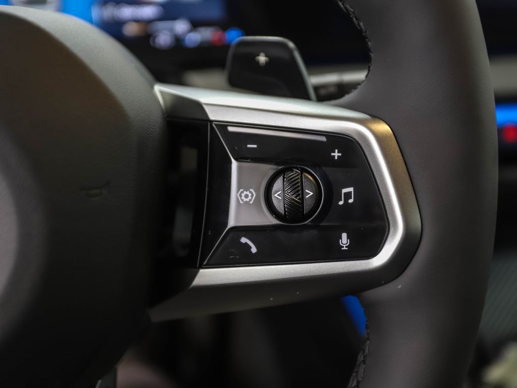 Thumbnail: 2026 BMW X3 - 13