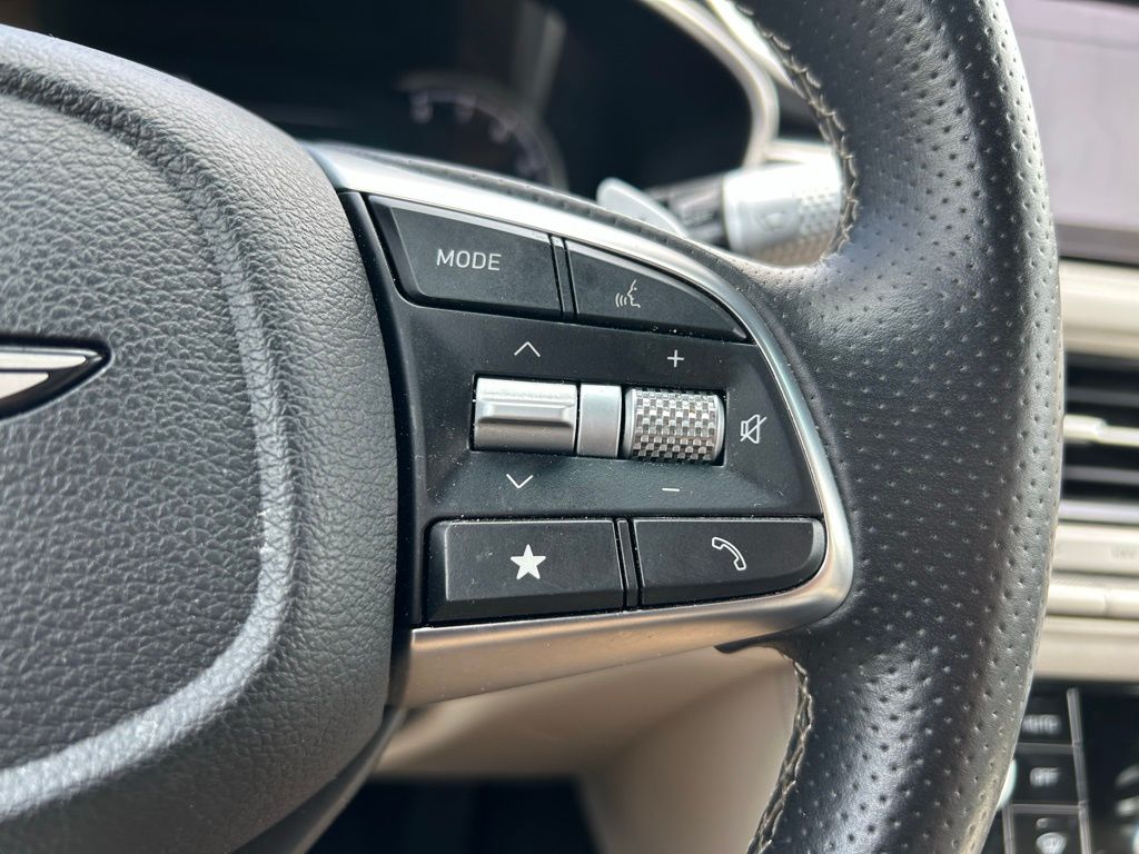 Thumbnail: 2025 Genesis G70 - 19