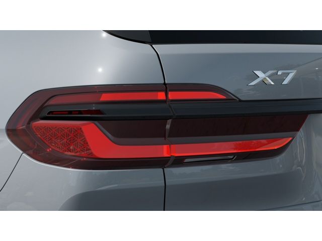 Thumbnail: 2026 BMW X7 - 8