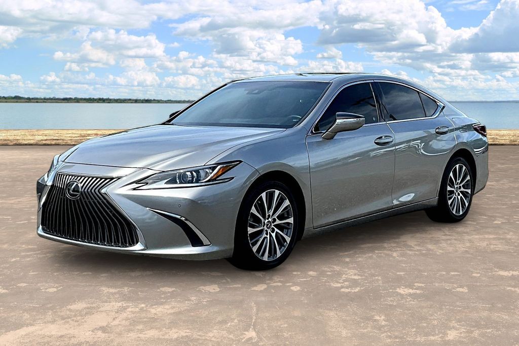 Silver 2020 Lexus ES Sedan Front-Wheel Drive 8-Speed Automatic