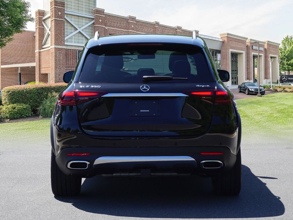 Thumbnail: 2026 Mercedes-Benz GLE - 5