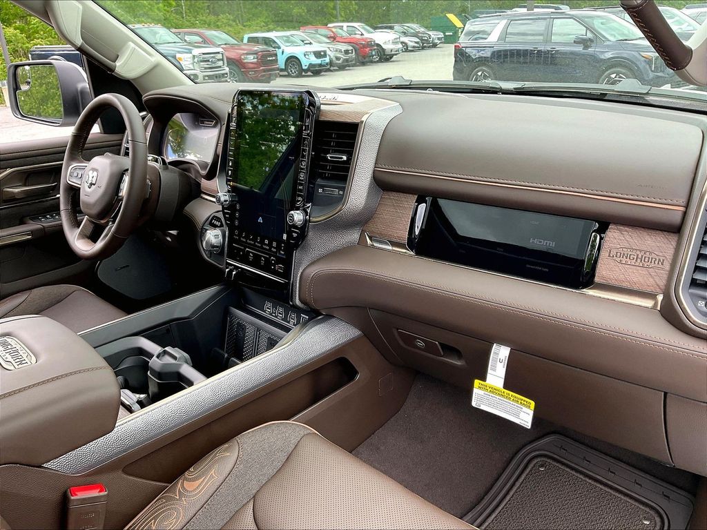 2026 Ram 1500 — photo 10