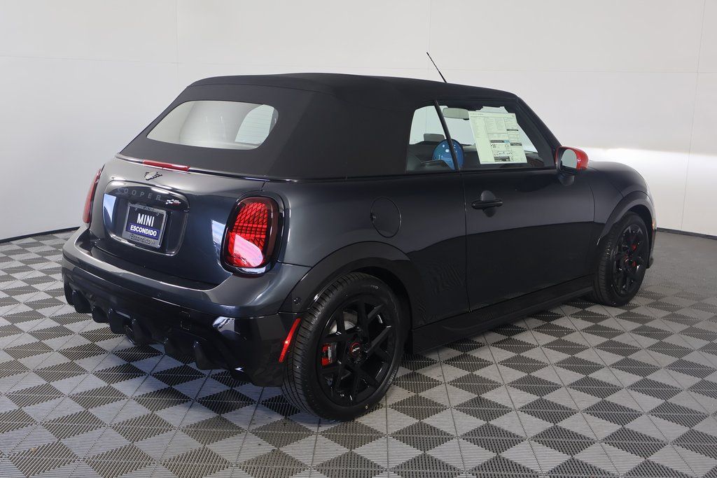 Thumbnail: 2025 MINI Cooper Convertible - 2