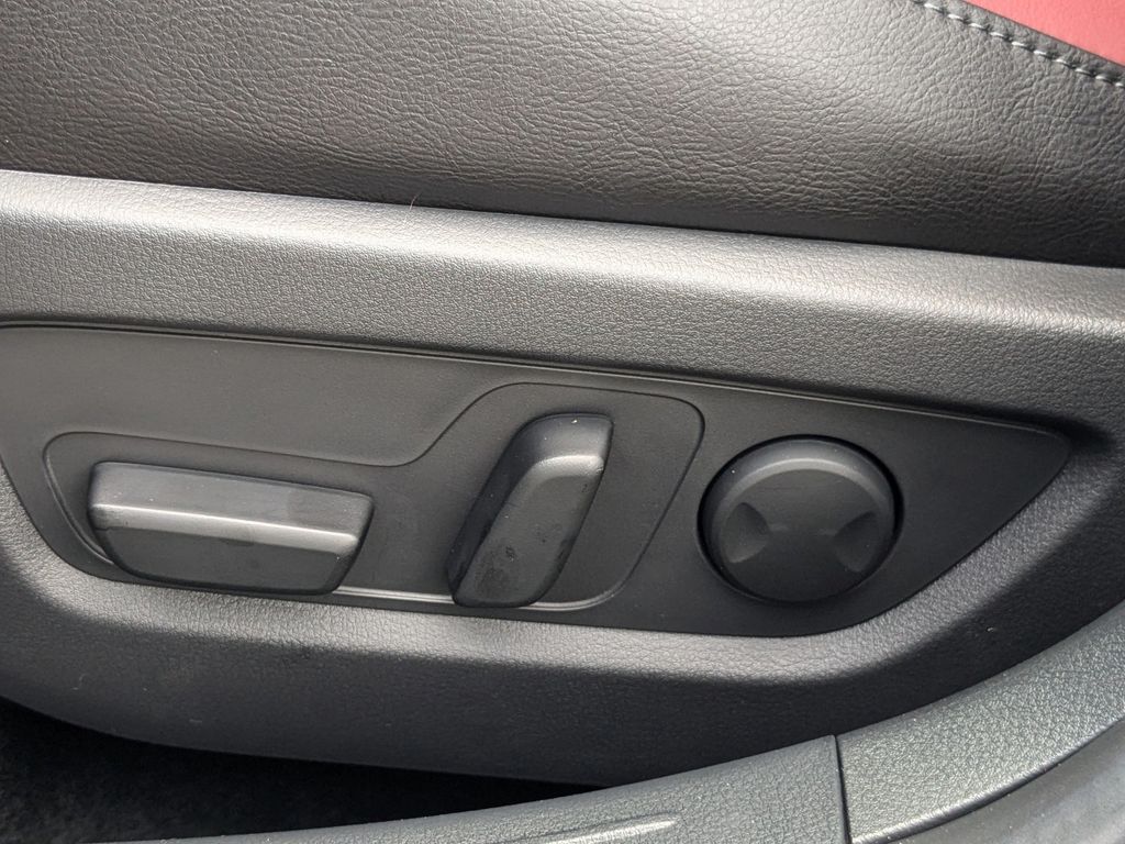 2025 Mazda CX-50 Hybrid Premium