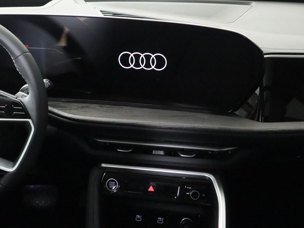 Thumbnail: 2025 Audi Q5 - 15