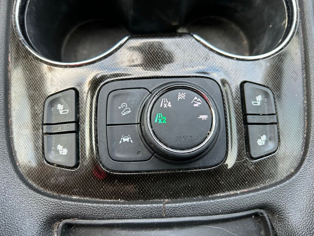 Thumbnail: 2021 GMC Acadia - 27