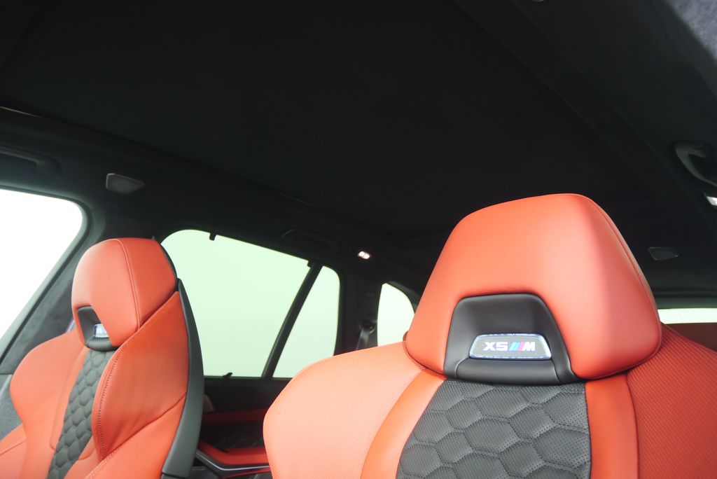 Thumbnail: 2026 BMW X5 - 13