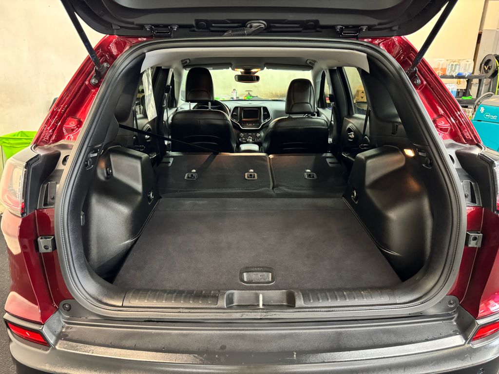2021 Jeep Cherokee Altitude