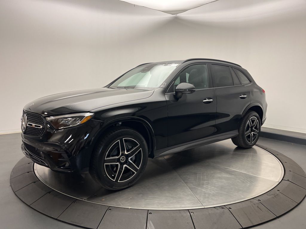 Thumbnail: 2026 Mercedes-Benz GLC - 3