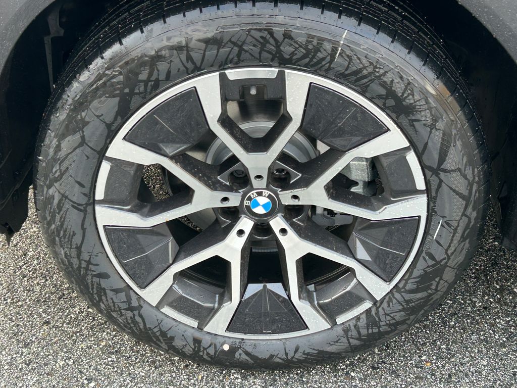 Thumbnail: 2026 BMW X3 - 9