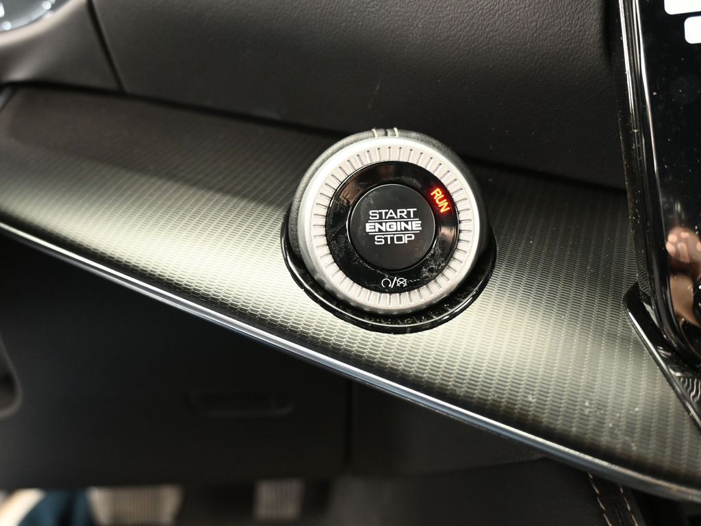 New 2026 Bright White Clearcoat Jeep Summit Obsidian image 26