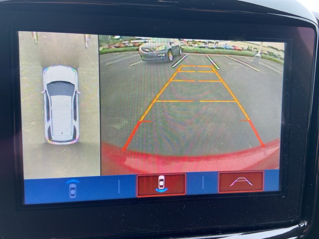 2019 Chevrolet Traverse LT 23