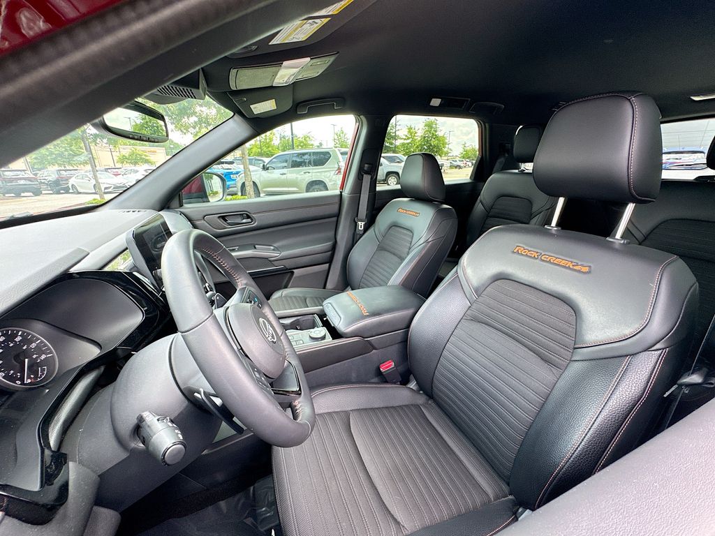 2025 Nissan Pathfinder Rock Creek Scarlet Ember Tintcoat - Jim Hudson Acura - Image 10