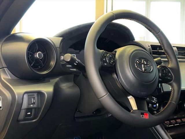 Thumbnail: 2026 Toyota GR86 - 16