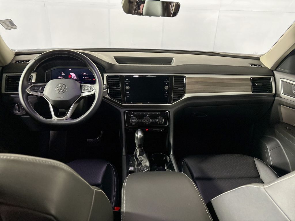 2023 Volkswagen Atlas SEL