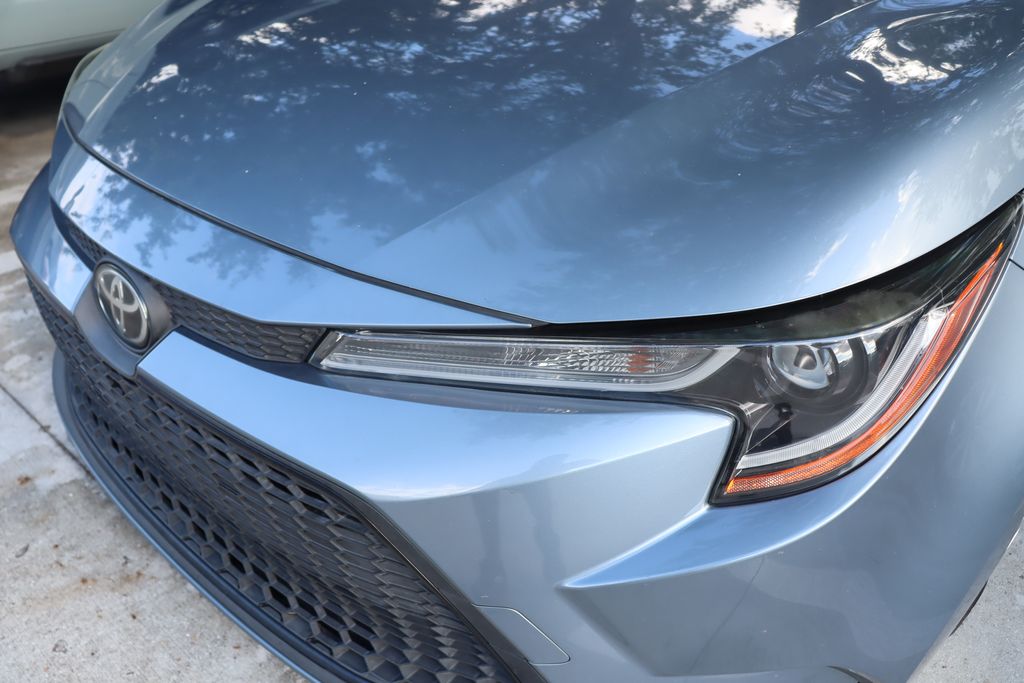 Thumbnail: 2021 Toyota Corolla - 3