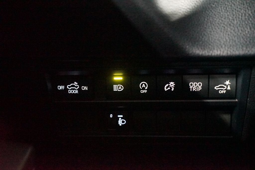 Thumbnail: 2026 Toyota Tundra - 25