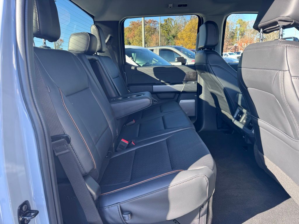 FordF-350SD29