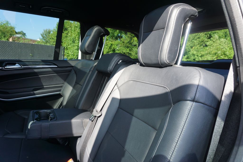 Thumbnail: 2017 Mercedes-Benz GLS - 14