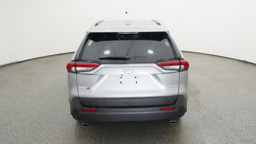 Thumbnail: 2025 Toyota RAV4 - 18