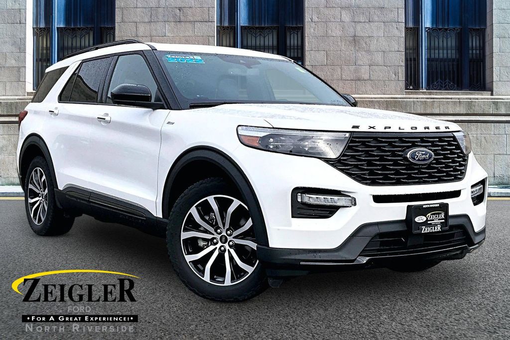 2022 Ford Explorer ST-Line