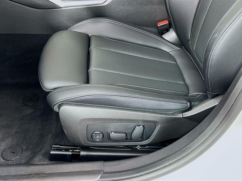 Thumbnail: 2025 BMW 3 Series - 20