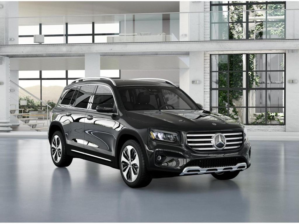 2025 Mercedes-Benz GLB 250 10