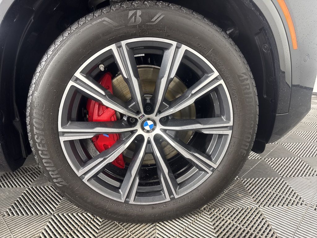 Thumbnail: 2024 BMW X5 - 11