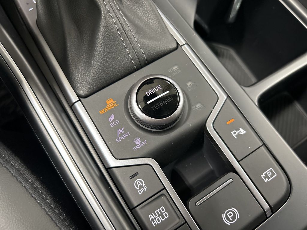 new 2026 Kia Sorento car, priced at $41,050