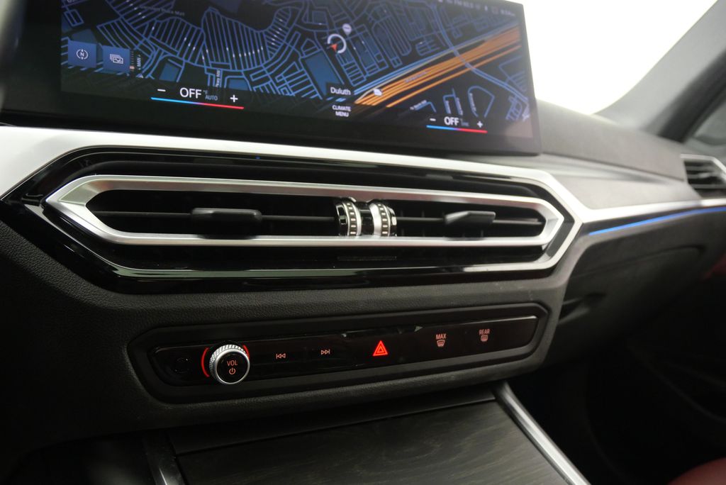 2023 BMW 3 Series 330i 24