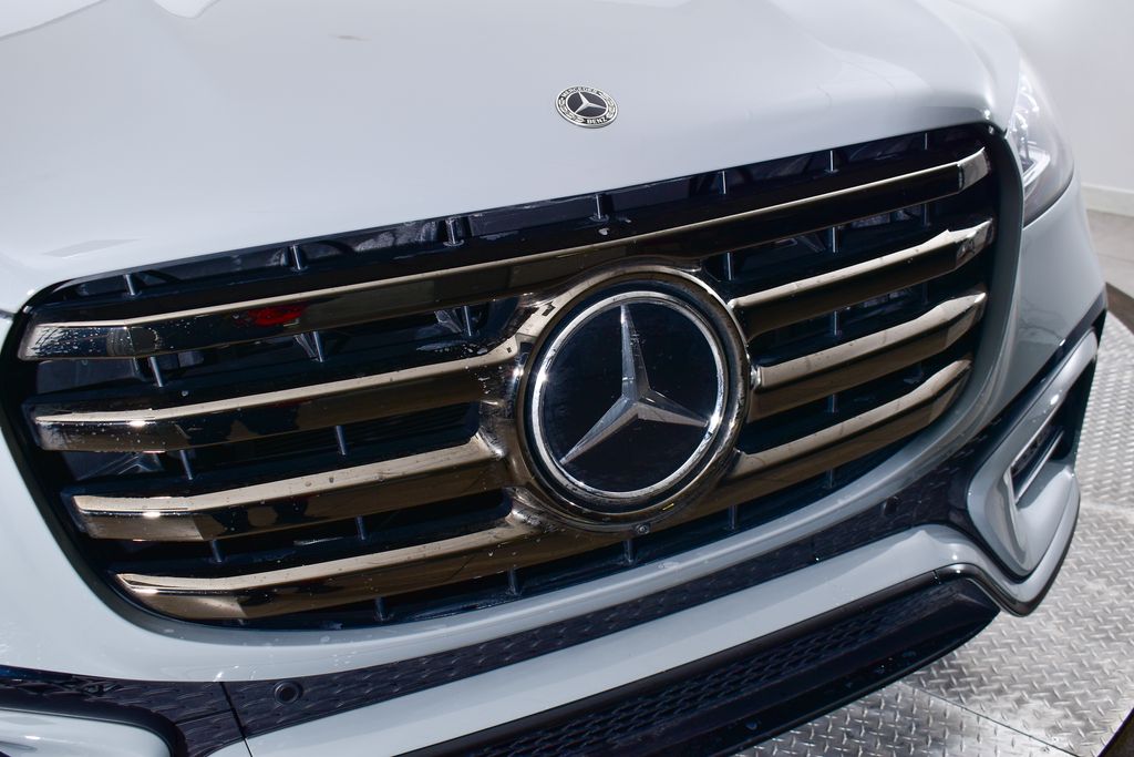 Thumbnail: 2025 Mercedes-Benz GLS - 9