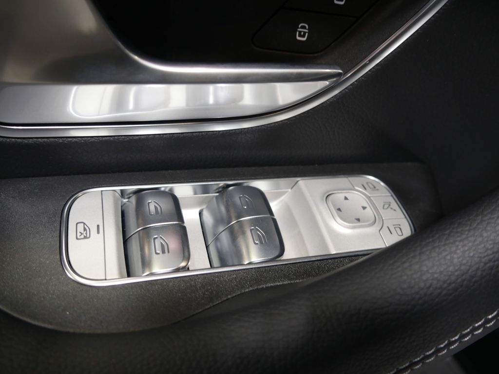 Thumbnail: 2026 Mercedes-Benz GLS - 18