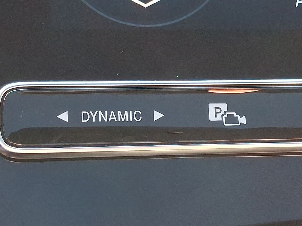 Thumbnail: 2025 Mercedes-Benz GLC - 24