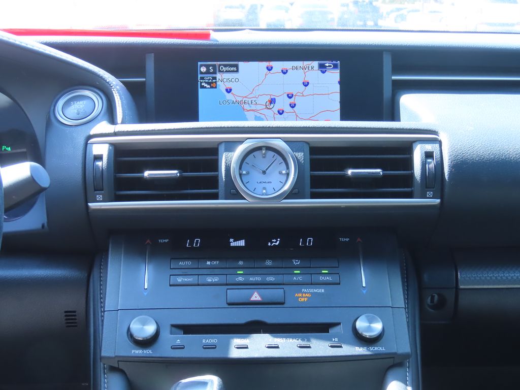 Thumbnail: 2017 Lexus RC - 8