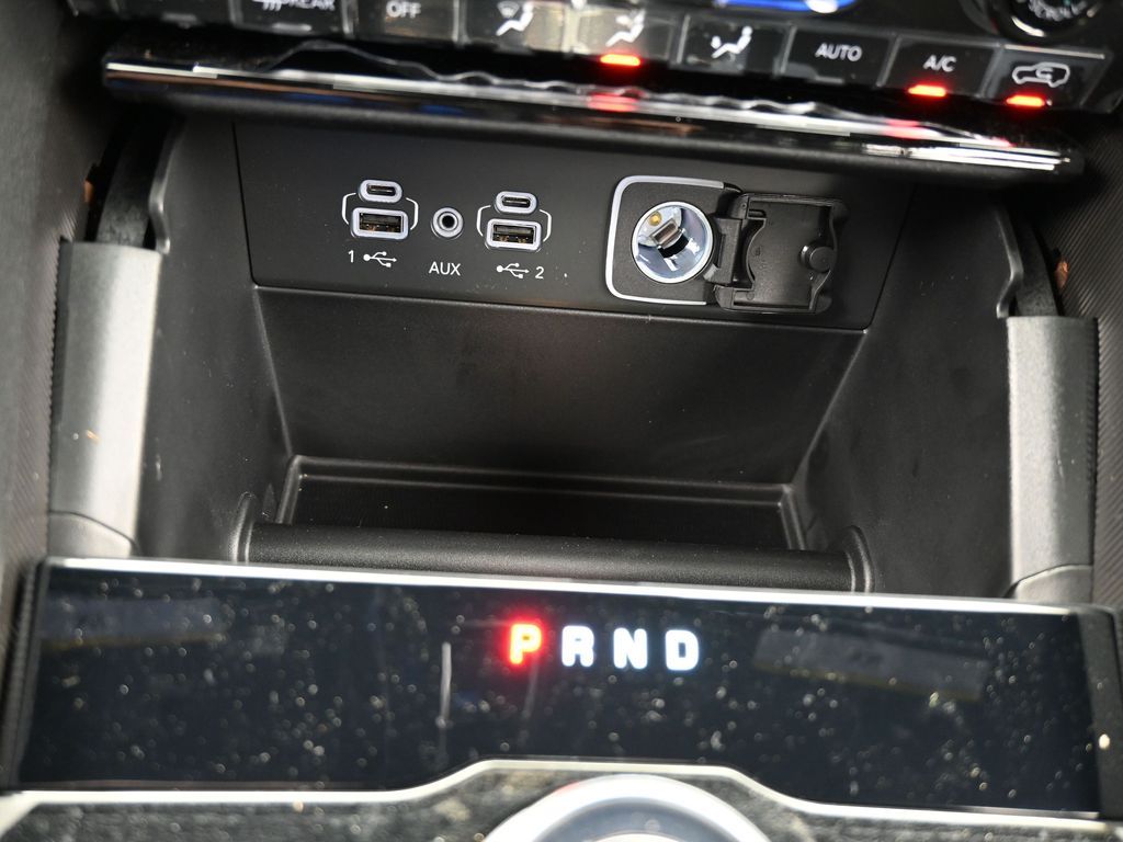 Used 2025 Bright White Clearcoat Jeep Laredo image 17