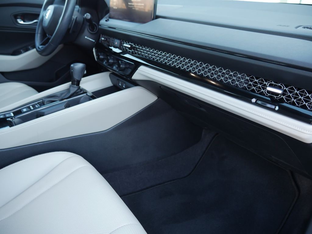 Thumbnail: 2023 Honda Accord - 27