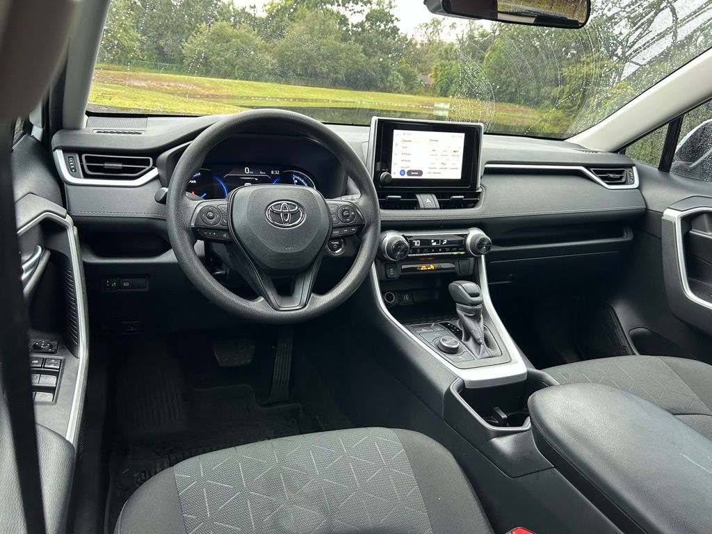 Thumbnail: 2023 Toyota RAV4 - 12