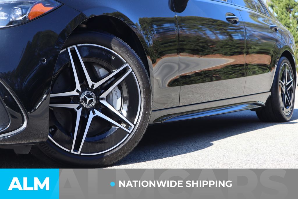 Used 2024  Mercedes-Benz C 300 image 2