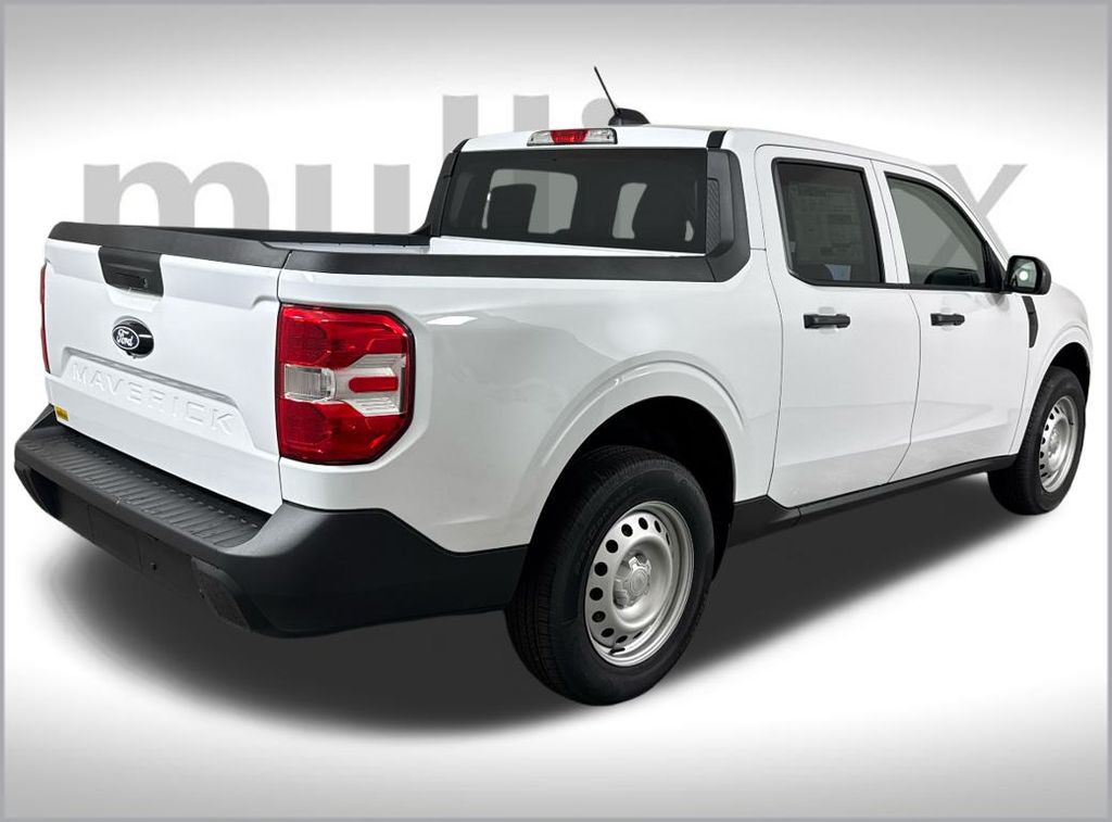 2025 Ford Maverick XL photo 13