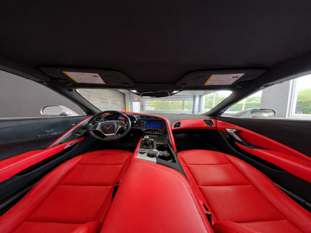 Thumbnail: 2015 Chevrolet Corvette - 11