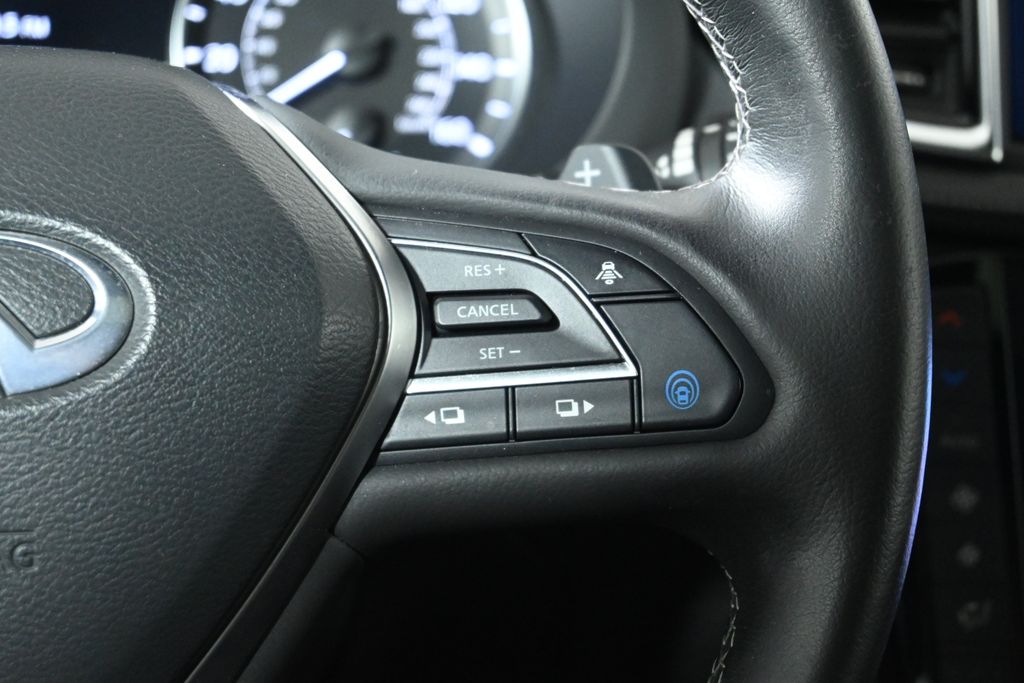 Thumbnail: 2023 INFINITI QX55 - 15