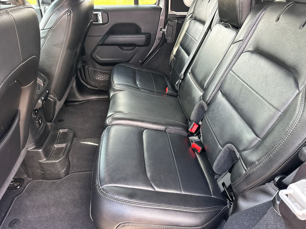 Used 2022 Gray Jeep Unlimited Sahara Altitude image 20