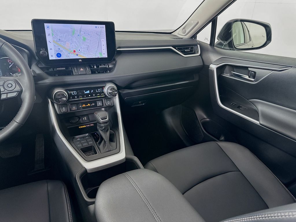 Thumbnail: 2025 Toyota RAV4 - 24