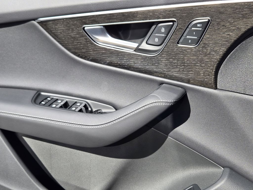 new 2026 Audi Q7 car, priced at $73,140